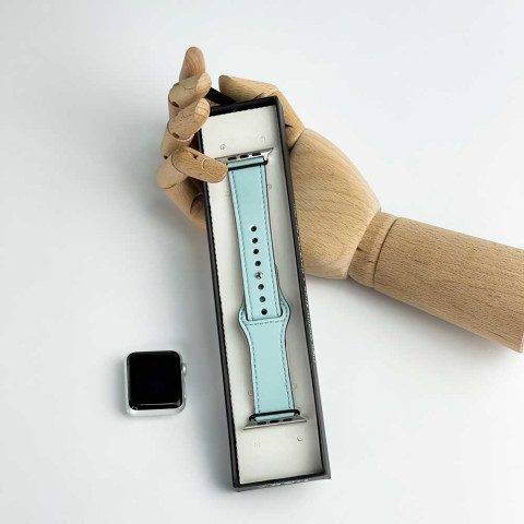 Кожаный ремешок Leather Rivet Clasp на Apple Watch 38/40/41mm Pale blue